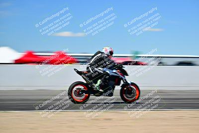 media/Mar-25-2024-Moto Forza (Mon) [[8d4319bd68]]/2-Advanced Group/Session 4 Front Straight Speed Pans/